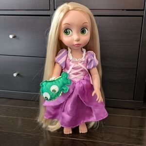 Disney Animators Princess Rapunzel (Tangled) 16" doll.